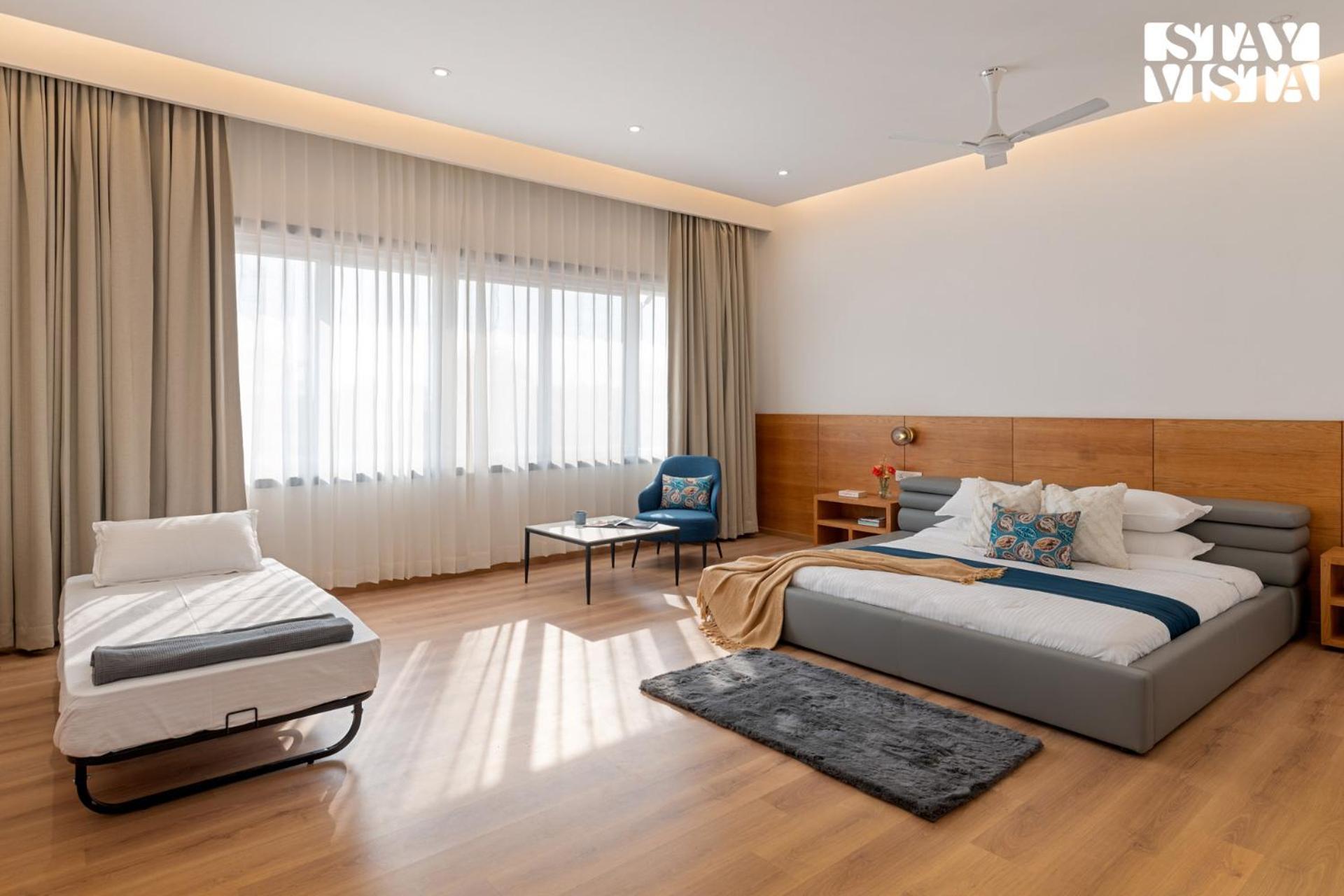 Stayvista At Aj House With Pvt Pool & Projector Set-Up Hyderabad Exterior photo