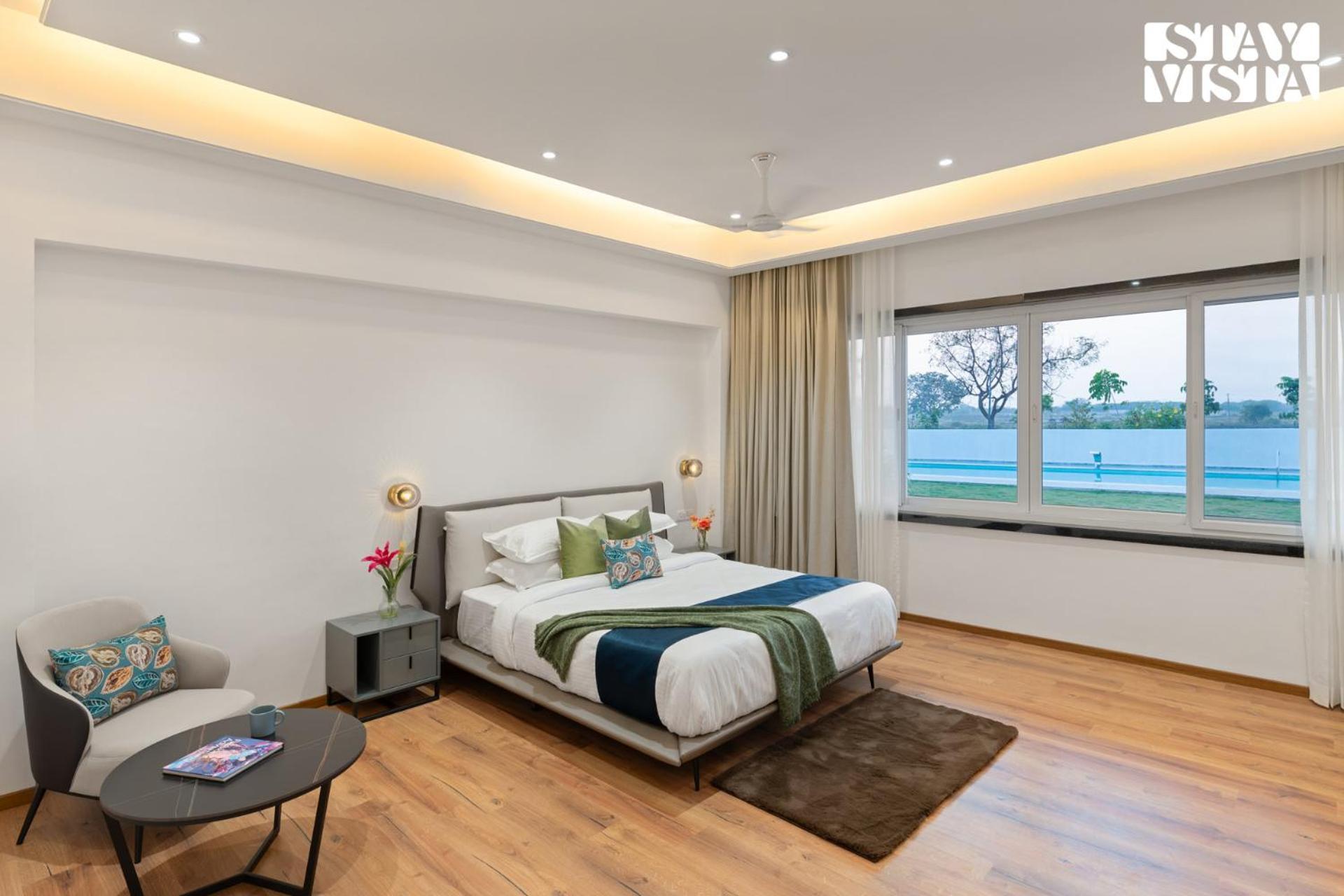 Stayvista At Aj House With Pvt Pool & Projector Set-Up Hyderabad Exterior photo